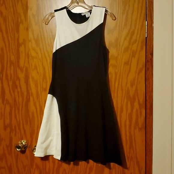 Necessary Objects Dresses & Skirts - Necessary Objects Ladies Dress Large